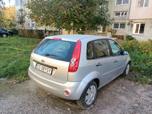 Vând Ford Fiesta cutie automata pentru piese de schimb - imagine 3
