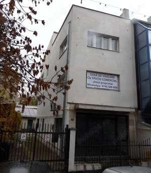 Imobil cu Spatiu Comercial, ideal pentru sediu de firma, Str. Ritmului Nr 15
