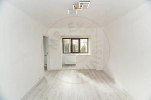 Garsoniera etaj 1, Gavana-Pitesti