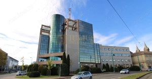 Cladirea Enel, 33 mp, Luminos.