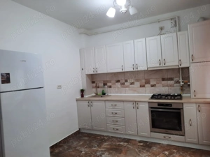 Proprietar inchiriez apartament 2 camere ultracentral str. Horia - imagine 8