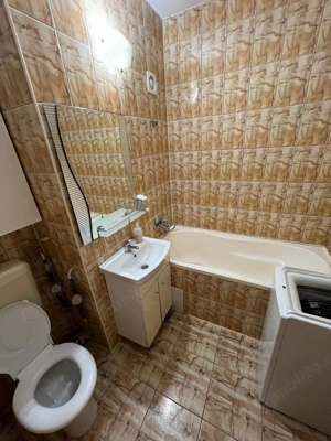 Vand apartament tip d 3 camere nufaru