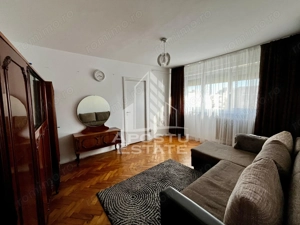 Apartament 2 camere,etaj 4,zona Sagului