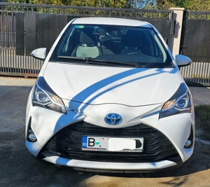 Vand Toyota Yaris Hybrid 2018 - imagine 4