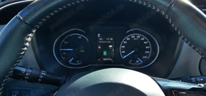 Vand Toyota Yaris Hybrid 2018 - imagine 8