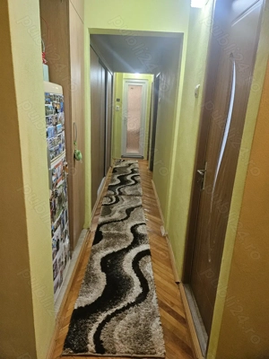 Vând apartament 3 camere