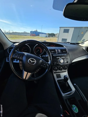 Vând Mazda 3 2.0  - imagine 4