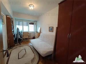 Vanzare apartament 3 camere Ion Mihalache- Piata 1 Mai - imagine 2