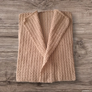 Vestă croşetată de damă