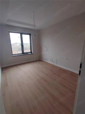 Duplex pe parter - mansardabil -  zona linistita - toate utilitatile