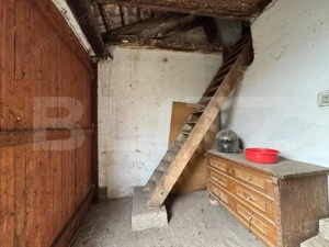 Casă săsească, 3 camere, 700 mp teren, Sebeș. Farmec vechi, potențial nou. - imagine 8