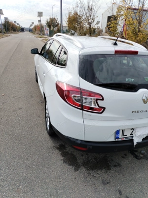 Vand Renault Megane 3  din 2013 - imagine 5