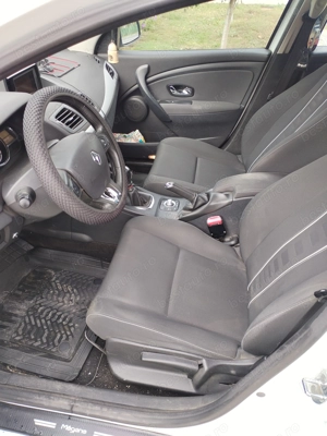 Vand Renault Megane 3  din 2013 - imagine 7