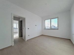 Aproape de ESO. 3 camere cu 2 bai si terasa de 21 mp.  - imagine 6