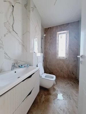 Aproape de ESO. 3 camere cu 2 bai si terasa de 21 mp.  - imagine 11