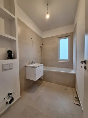 Aproape de Mega Image. Etajul 1.  - imagine 5