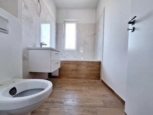 Aproape de Mega Image. Gradina de 53 mp.  - imagine 5