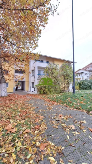 GARSONIERĂ de inchiriat la ET.2 intr-un BL. modern din Ostroveni