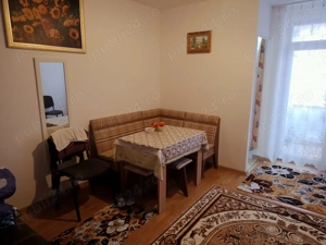 Vând garsonieră,Str Dâmboviței , tel:  