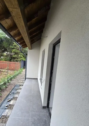 Garsoniera tip studio-Busteni - imagine 8