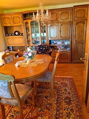 Casa-Vila ultrafinisata in regim D+P+E cu toate utilitatile pe 900 mp,teren - imagine 4