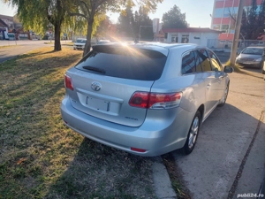 Toyota Avensis T27  - imagine 4