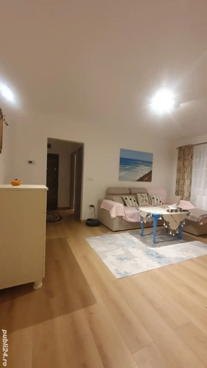 Vând apartament 4 camere în Moinești