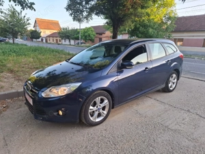 Ford focus an 2012 mașina personală 