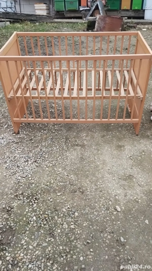 Pat bebelusi din lemn 
