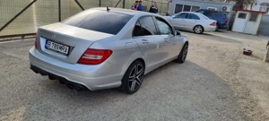 Mercedes Benz C Class - imagine 3