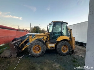 Buldoexcavator Komatsu WB93S-5 - imagine 2