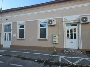 Chirie spatiu birou la casa , cabinet , etc ultracentral , parter, sc 65 mp intrare stradala