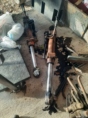 Cupe tih și diferiți cilndrii  - imagine 2