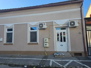 Chirie spatiu birou la casa , cabinet , etc ultracentral , parter, sc 65 mp intrare stradala - imagine 17