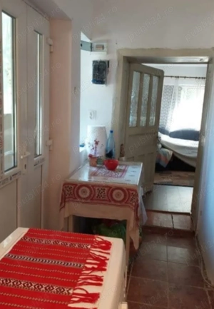 Casa de vanzare intr-o zona linistita in comuna Mociu - imagine 7