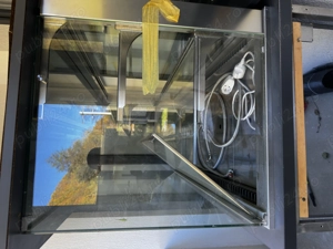 Vitrina comercială frigorifică 