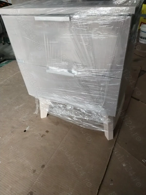 Vand doua noptiere noi din MDF in culoarea Fango.