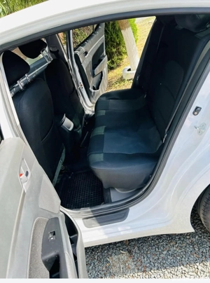 Masina Hyundai Elantra  - imagine 4