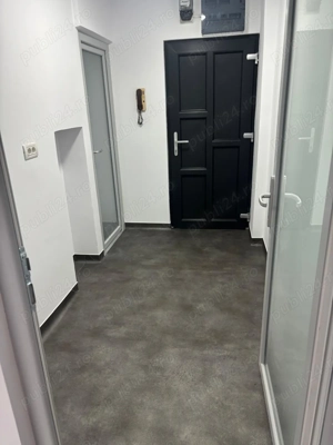 Închiriez spațiu comercial 