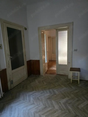 Vand casa ultrac Zona mag Crisul, SC 200 mp, teren 242mp,front stradal mare ,intrare auto, inc oras - imagine 8