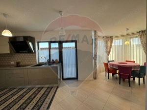 Casă / Vilă deosebită în Golești S+P+1E - imagine 3