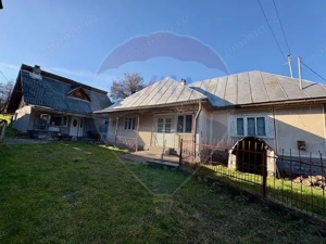 Casă / Vilă cu 6 camere de vânzare