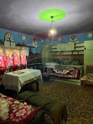 Casă / Vilă cu 3 camere de vânzare - imagine 5