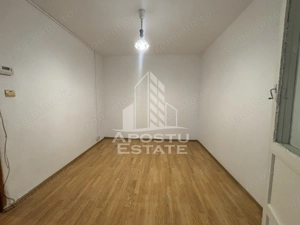 Apartament cu 2 camere in zona Sagului, centrala proprie, etajul intai - imagine 5
