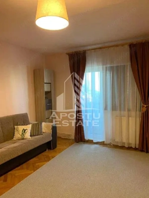 Apartament, 2 camere, centrala proprie, balcon, zona Sagului
