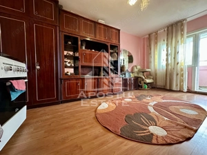 Apartament cu doua camere, centrala proprie, zona Dambovita - imagine 3