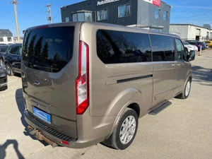 Ford Tourneo Custom - imagine 3