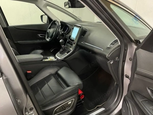 Renault Grand Scenic - imagine 11