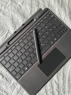 tastatura Surface Pro. model 1864 