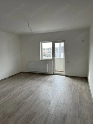 3 Camere Metrou Aparatorii Patriei Sector 4